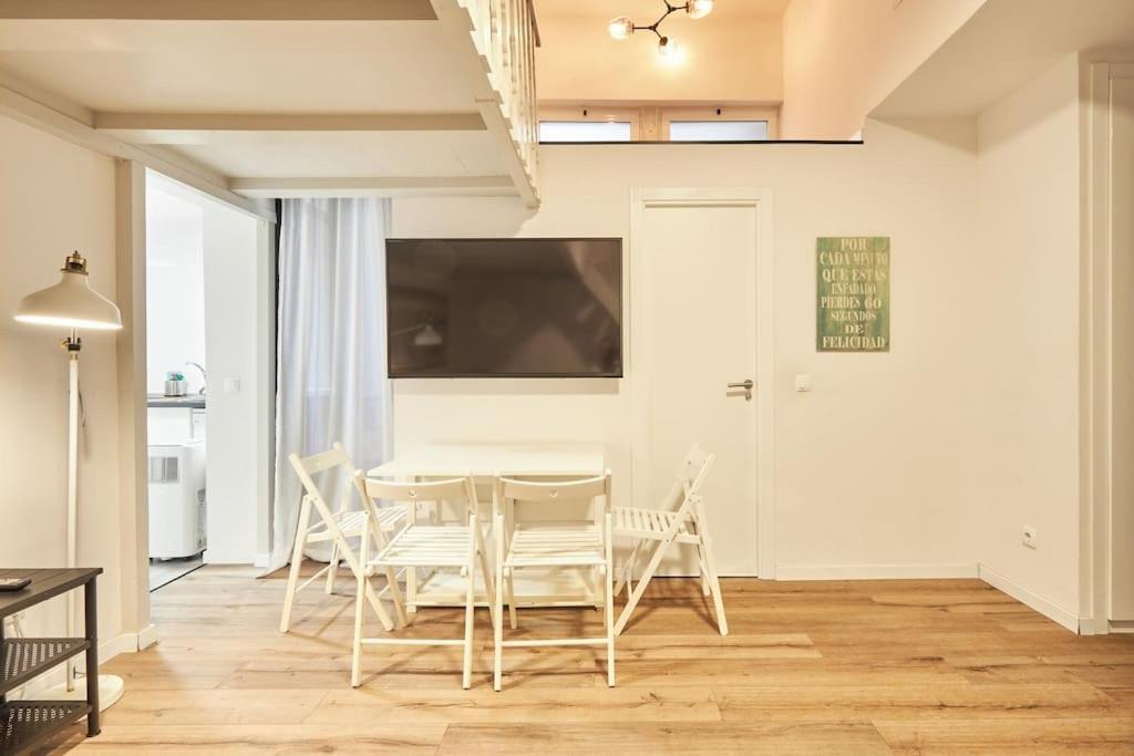 Apartamento Con Encanto En Sol - Madrid #A Екстериор снимка